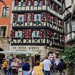Le Red St Leon : Lit Queen Size * Wifi * Ideal Couple Lejlighed