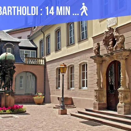 Le Red St Leon : Lit Queen Size * Wifi * Ideal Couple Colmar