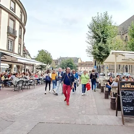 Apartman Le Red St Leon : Lit Queen Size * Wifi * Ideal Couple Colmar