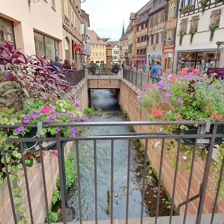 Le Red St Leon : Lit Queen Size * Wifi * Ideal Couple * Colmar